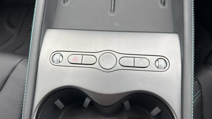 BYD Seal 6 1.5 DM-i Boost 4dr e-CVT Saloon - Image 49